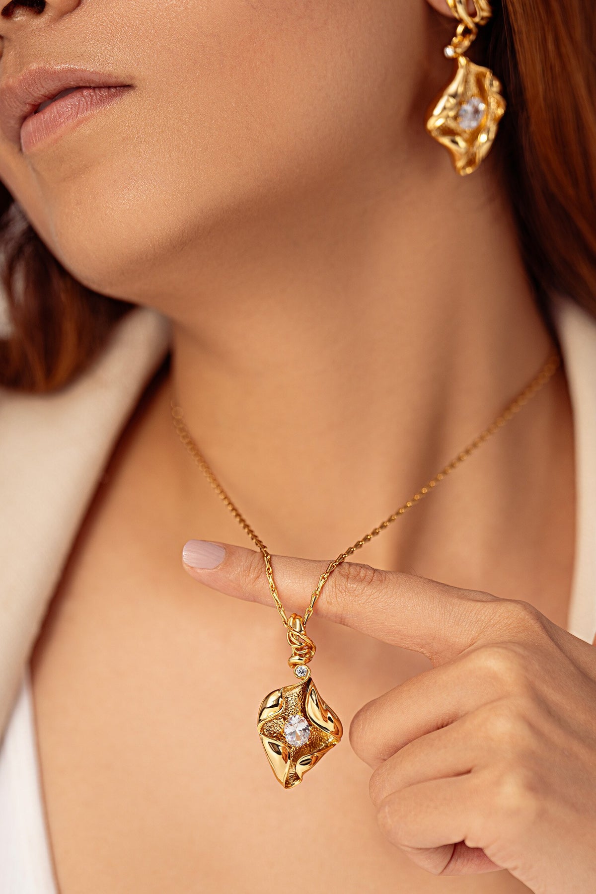 Shell Pattern Pendant 