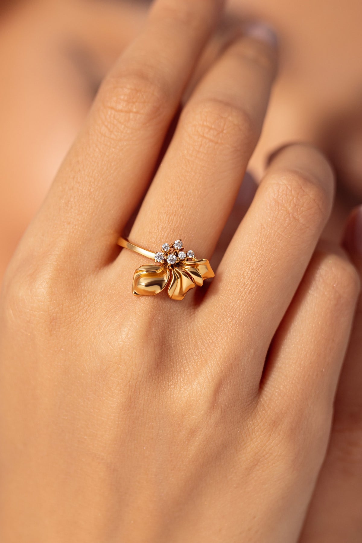 Half Floral Embellished Ring 