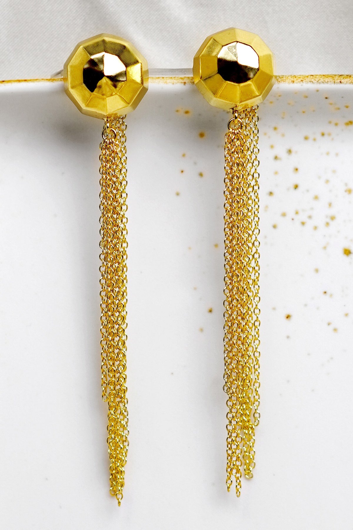 Chain Tassel Embellished Earrings 