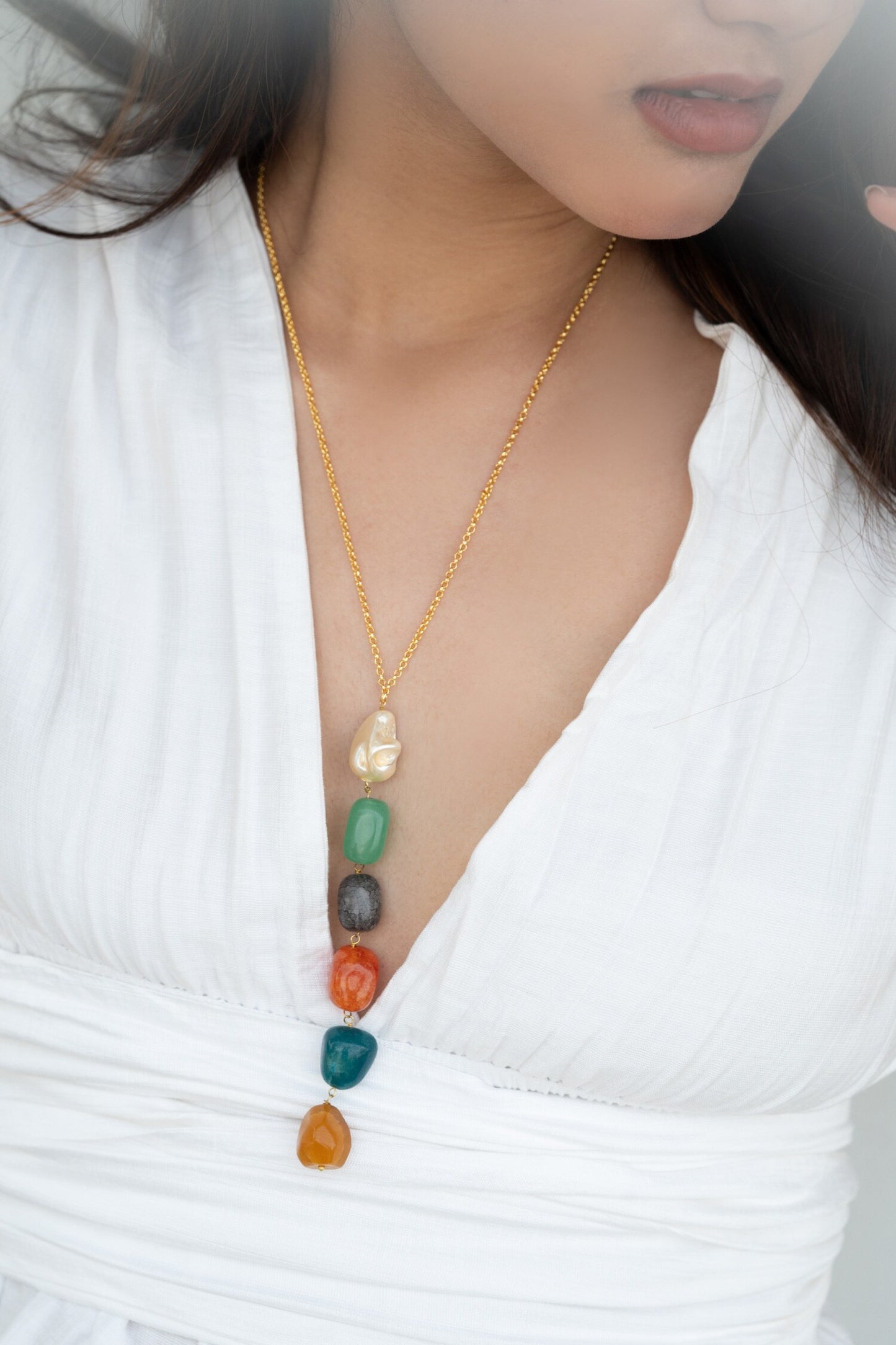 Natural Stone Embellished Pendant Necklace 