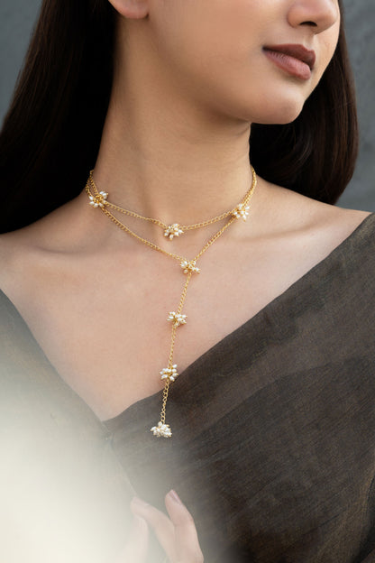 Shell Pearl Embellished Chain Pendant Necklace 