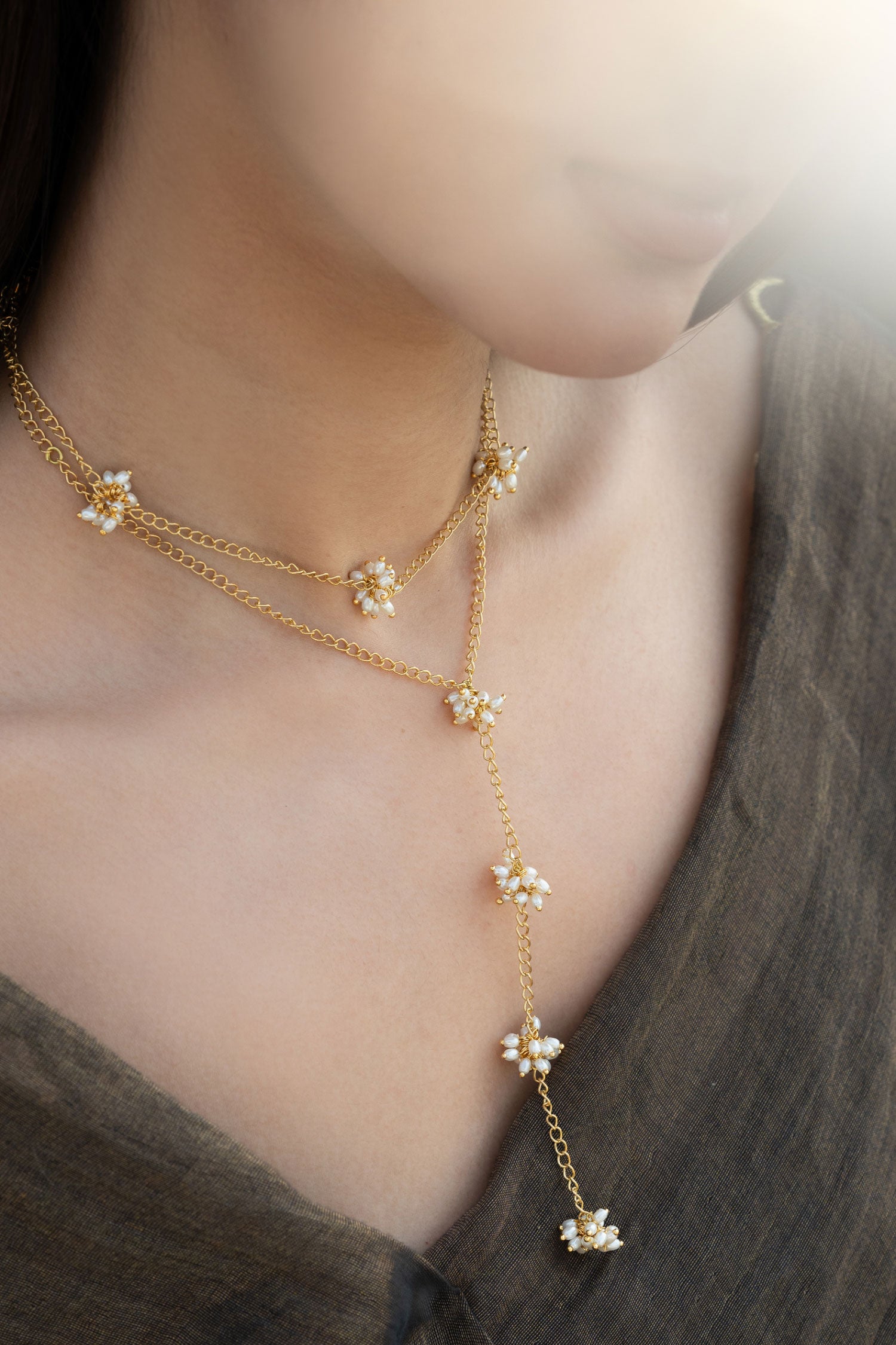 Shell Pearl Embellished Chain Pendant Necklace 