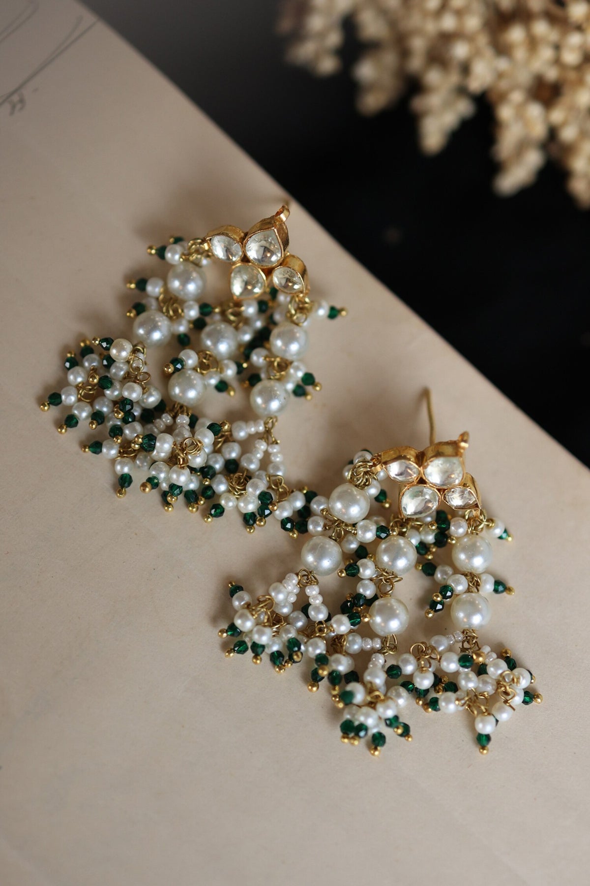 Kundan Floral Motif Earrings 