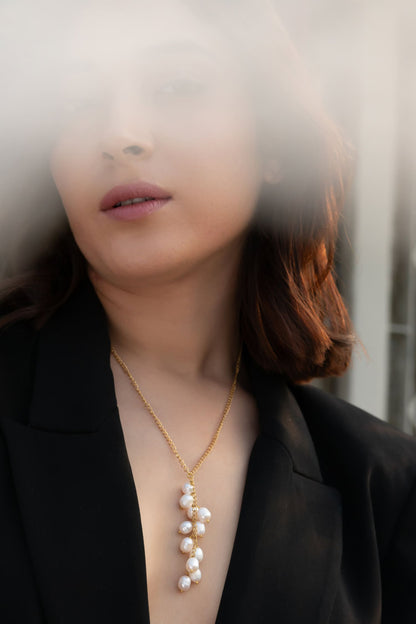 Shell Pearls Embellished Long Necklace 