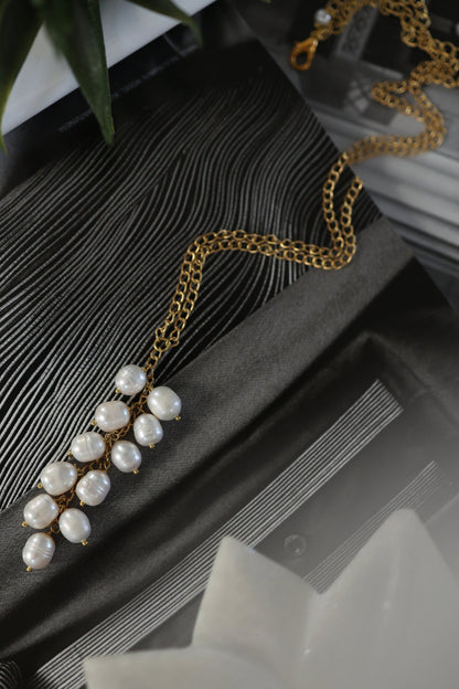 Shell Pearls Embellished Long Necklace 