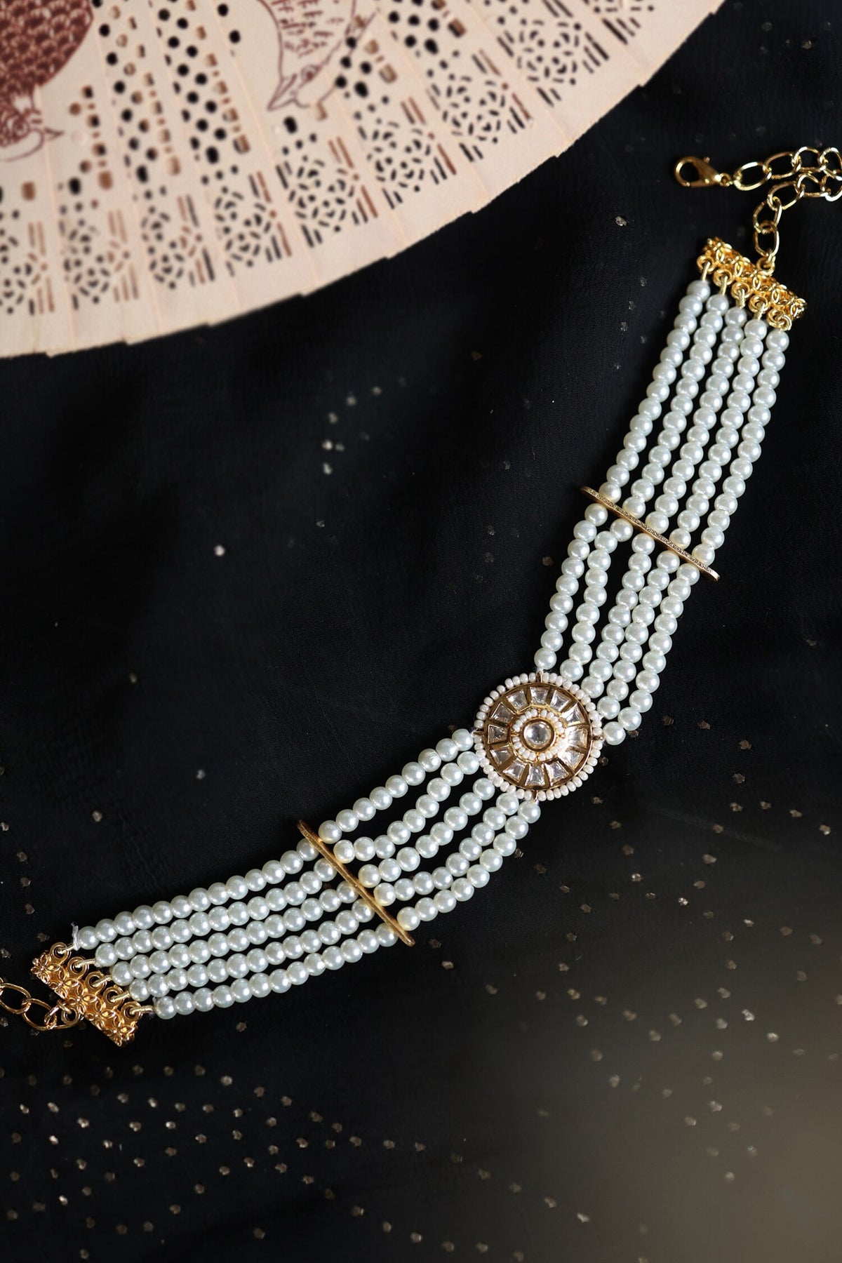 Serene Kundan Fleur Pearl Choker 