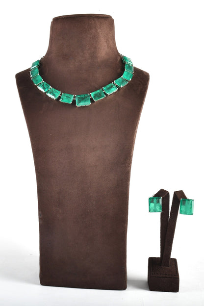 Magnificent Embellished Necklace Set 