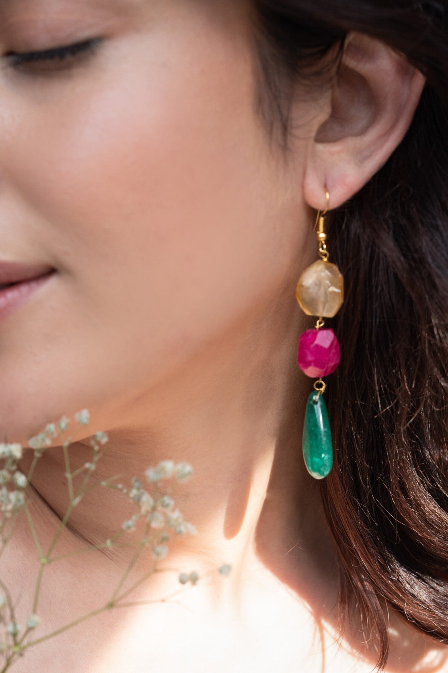 Stone Bead Drop Earrings 