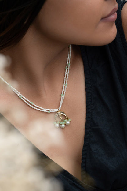 Embossed Bead Pearl Necklace 