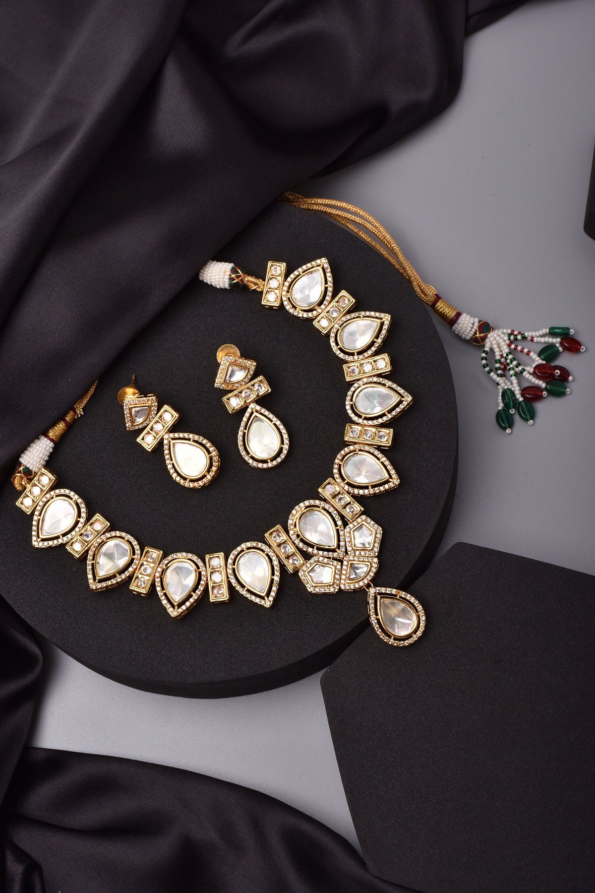 Geometric Moissani Polki Studded Necklace Set 