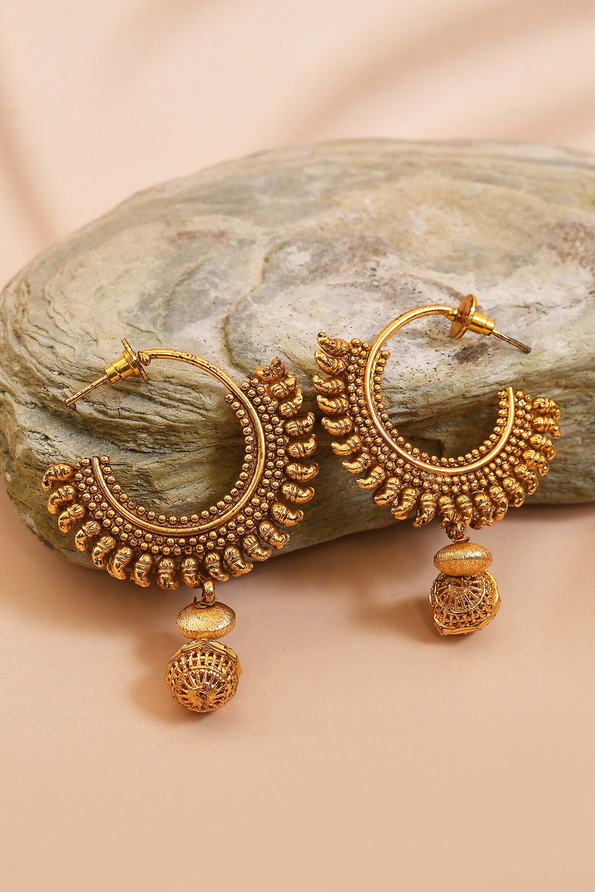 Paisley Carved Earrings 