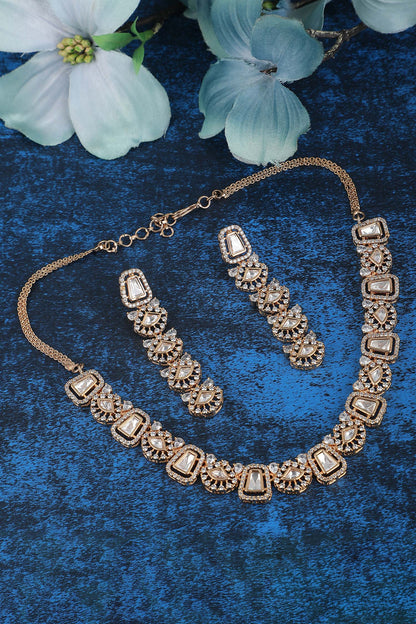 Kundan Embellished Necklace Set 