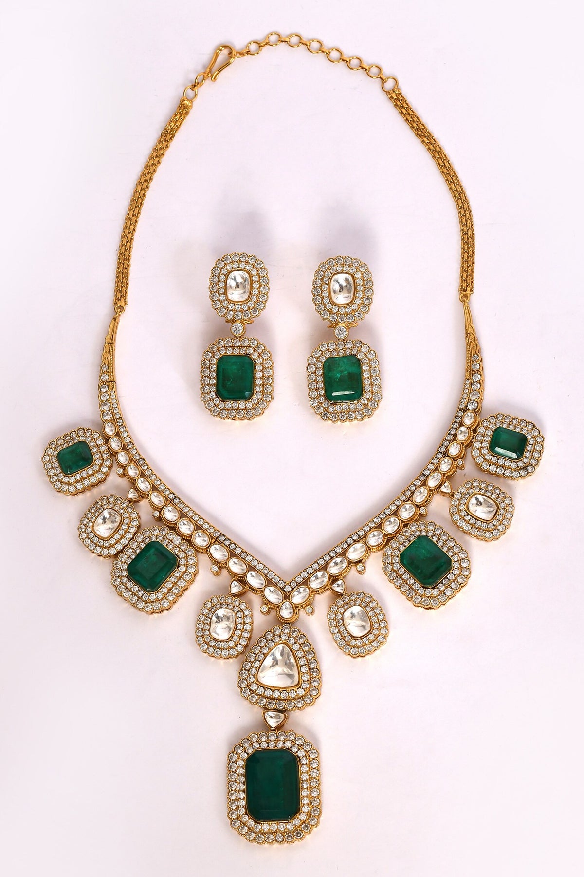 Stone Studded Pendant Necklace Set 