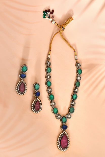 Stone Studded Victorian Necklace Set 