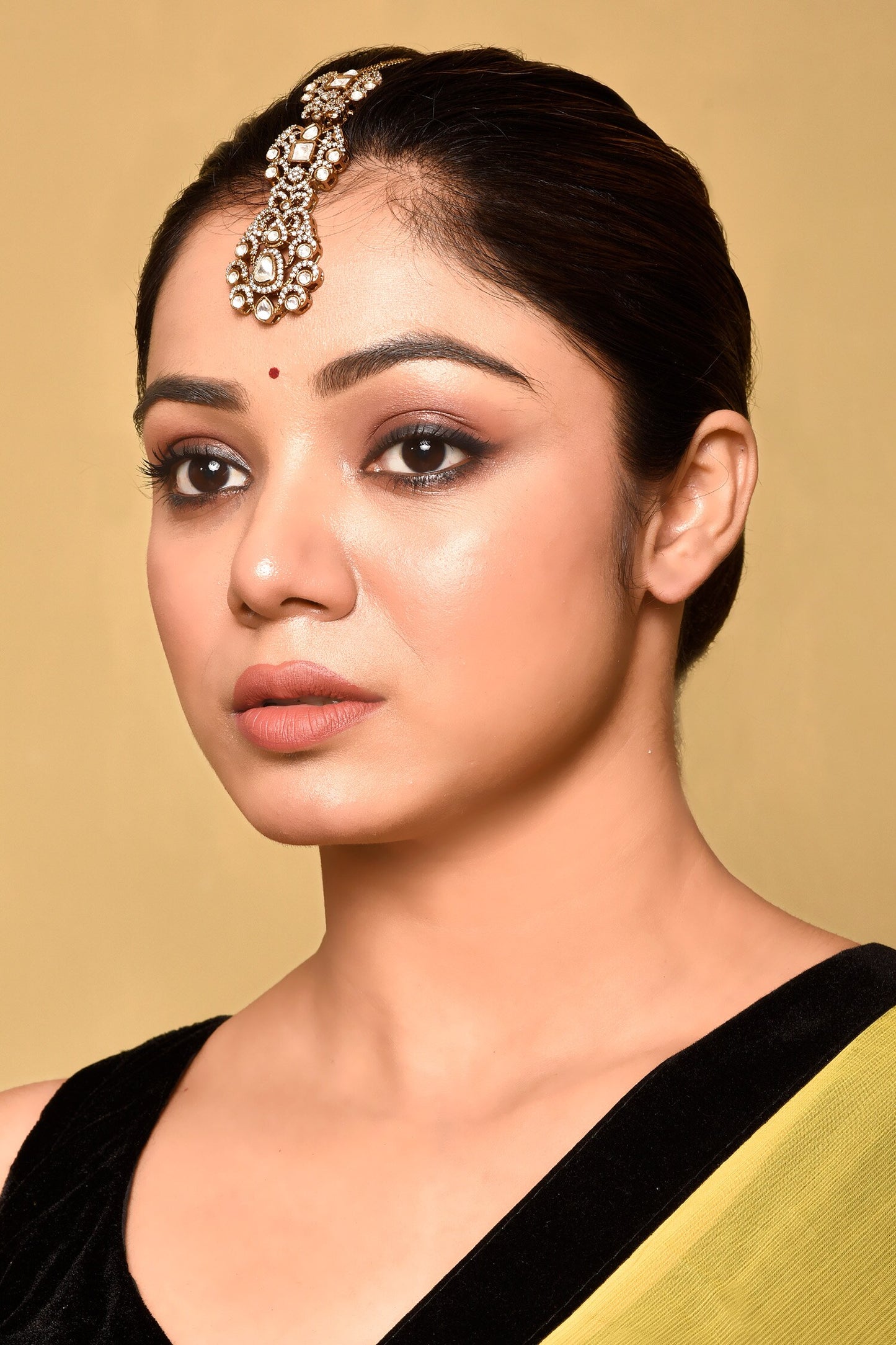 Clear Stone Embellished Maangtikka 