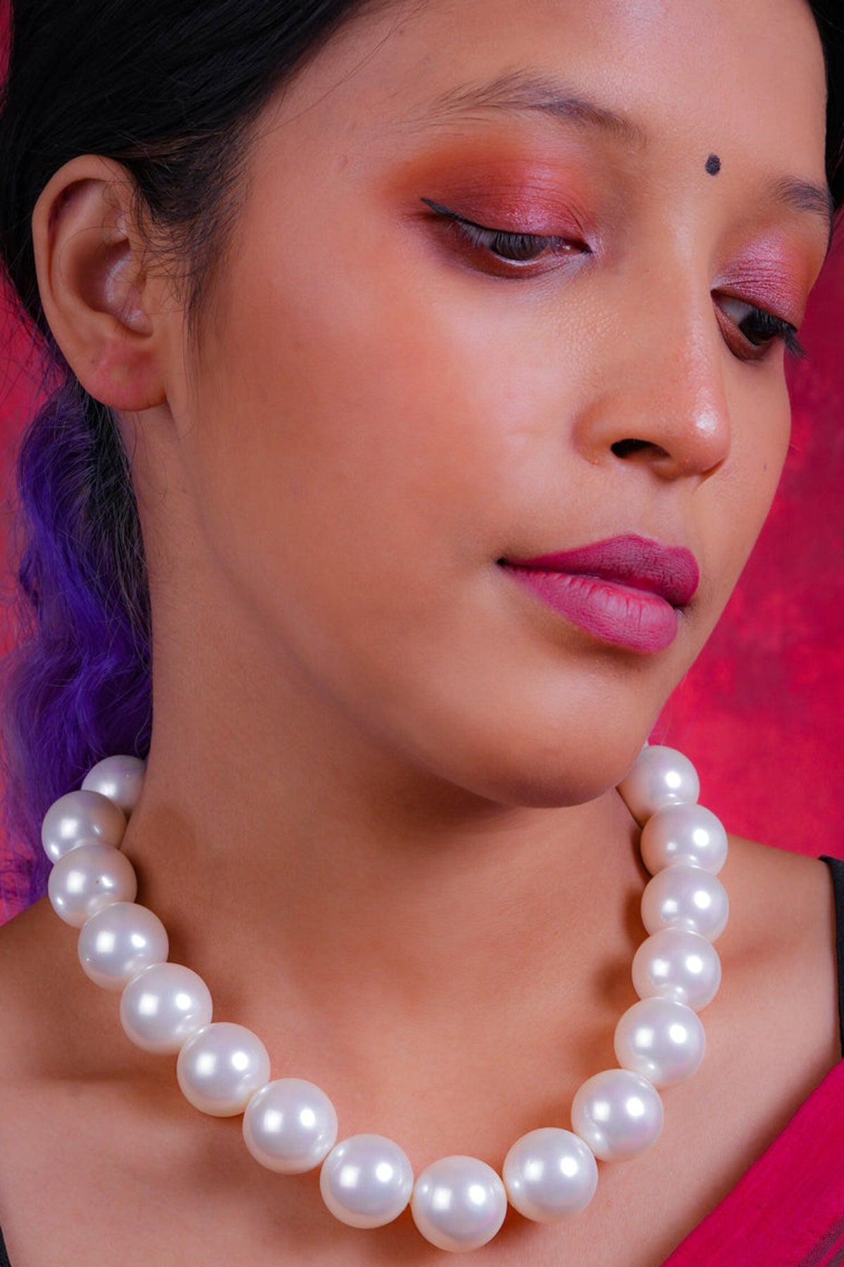 Midas Touch Pearls Embellished Necklace 