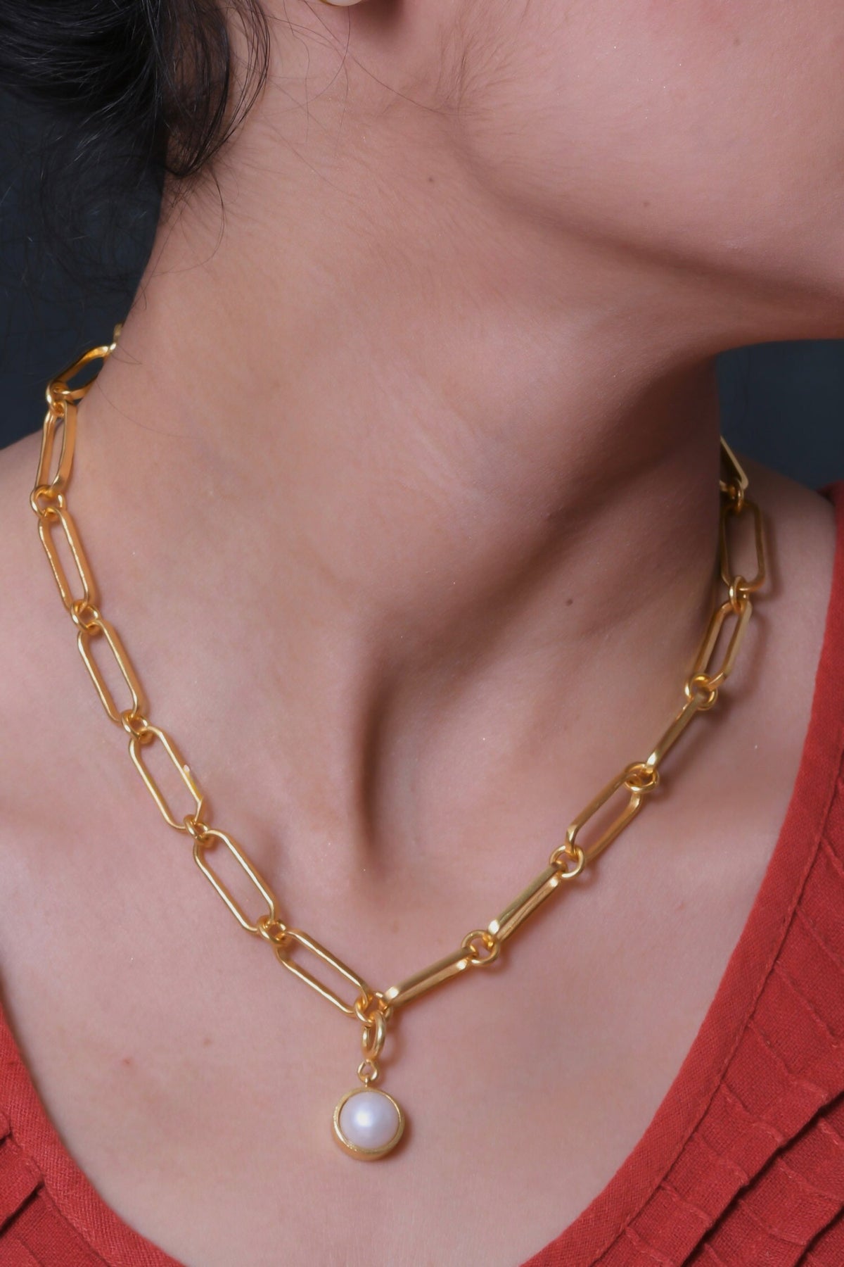 Linked Pearl Embellished Necklace Set 