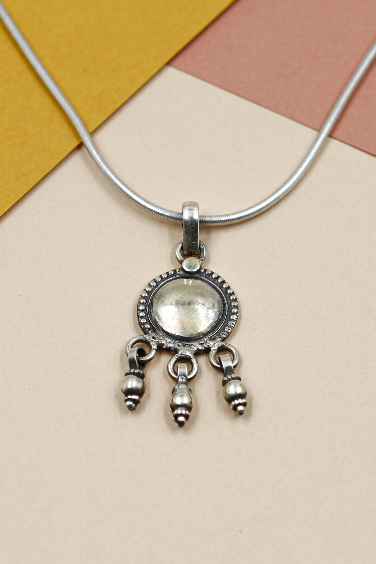 Circular Carved Pendant Chain Necklace 