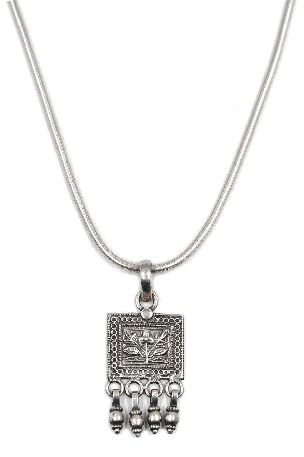 Florette Carved Pendant Chain Necklace 