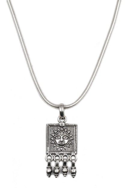 Sun Carved Pendant Necklace 