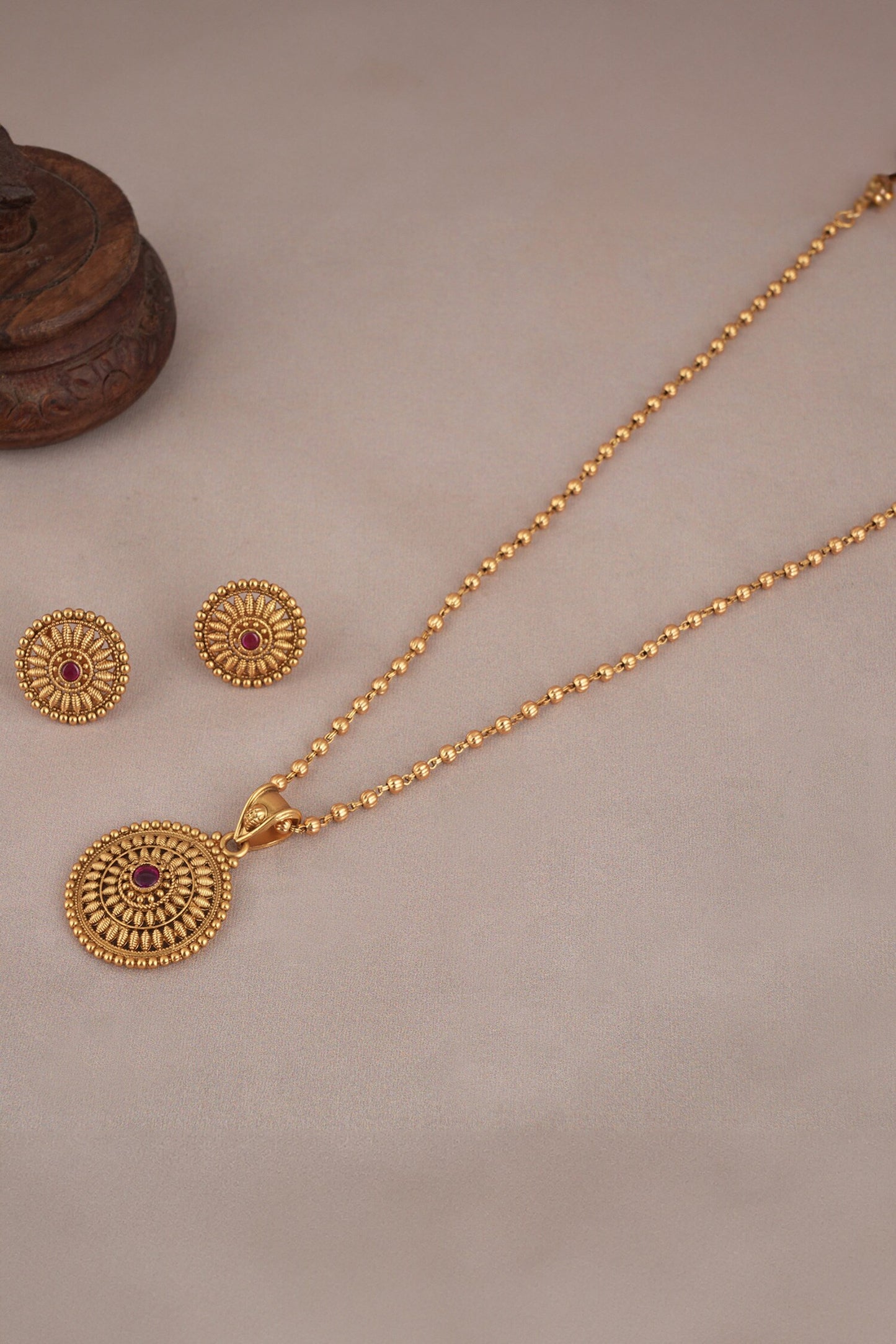 Floral Ruby Stone Embellished Necklace Set 