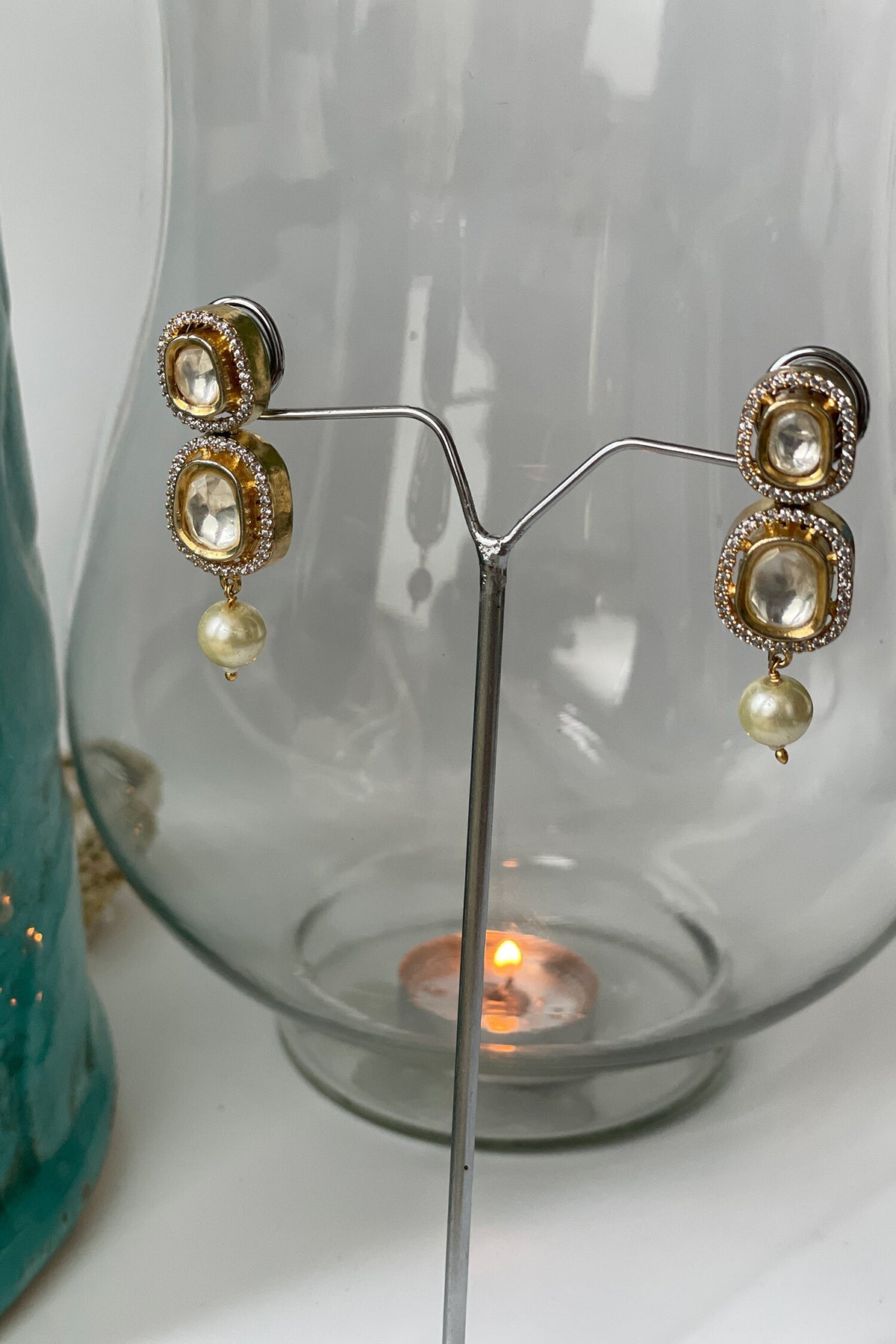 Kundan Embellished Necklace Set 