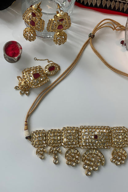 Geometric Cut Work Choker Necklace Set 