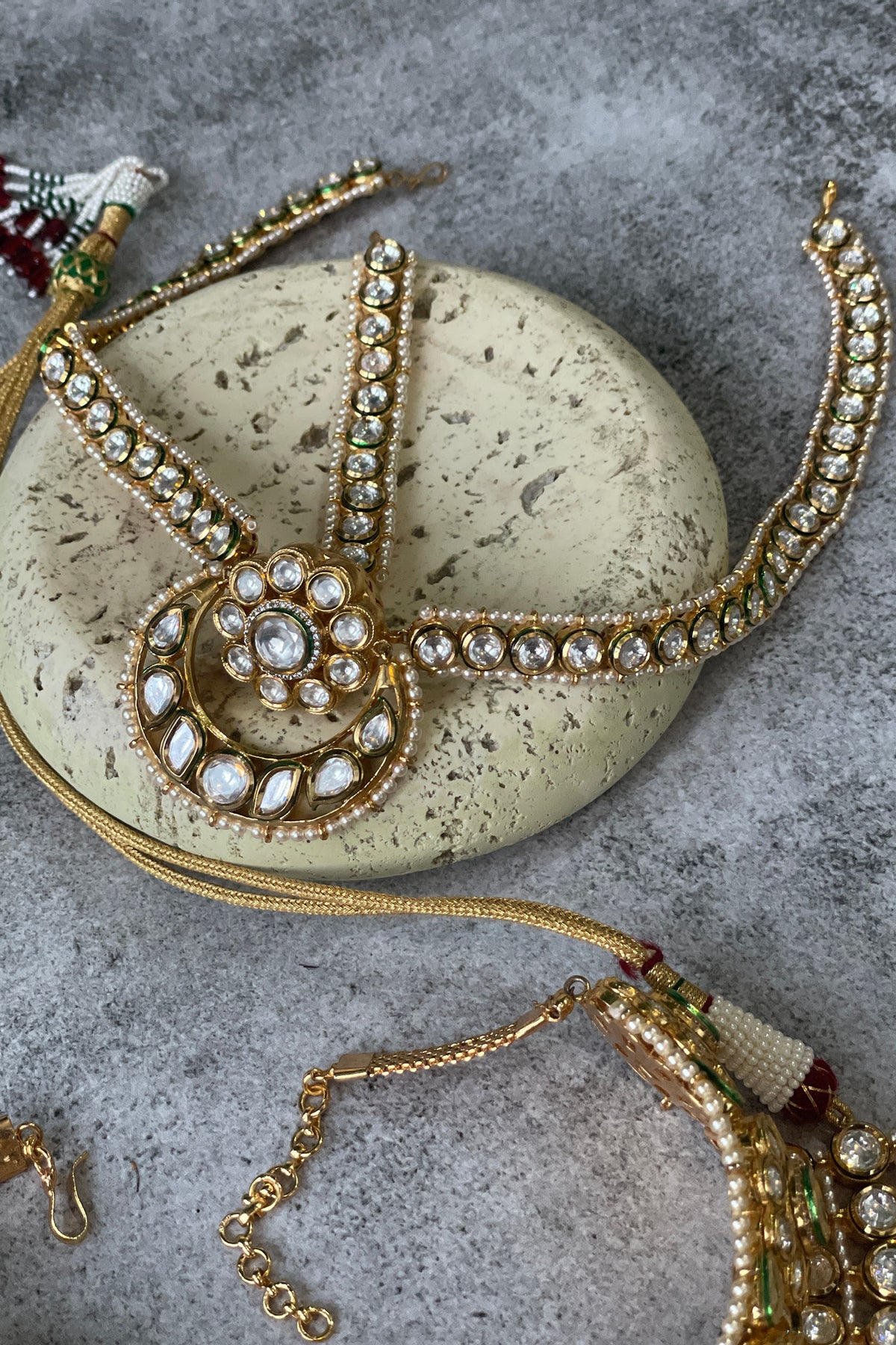 Kundan & Pearl Embellished Necklace Set 
