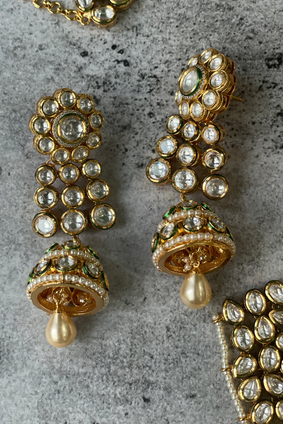 Kundan & Pearl Embellished Necklace Set 