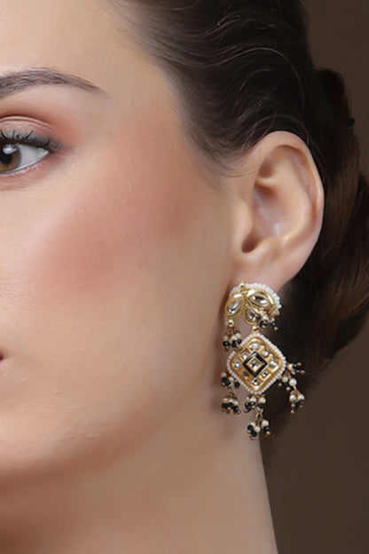 Kundan Embellished Earrings 