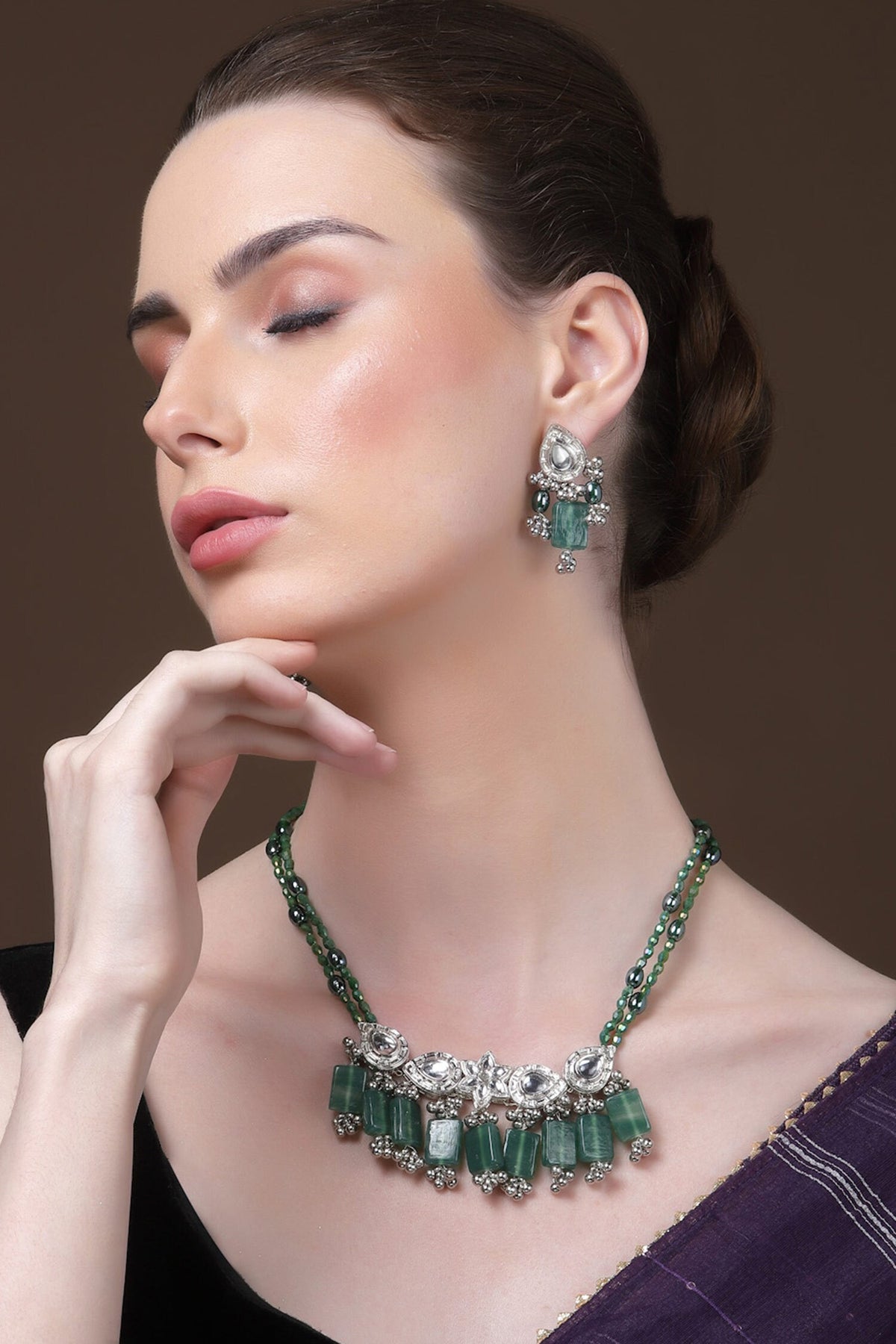 Stones & Pearls Embellished Necklace 