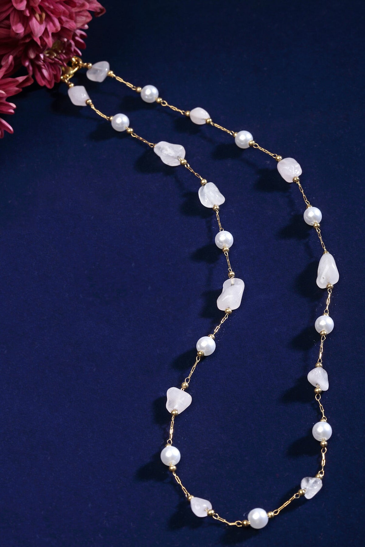 Pearl Embellished Necklace 
