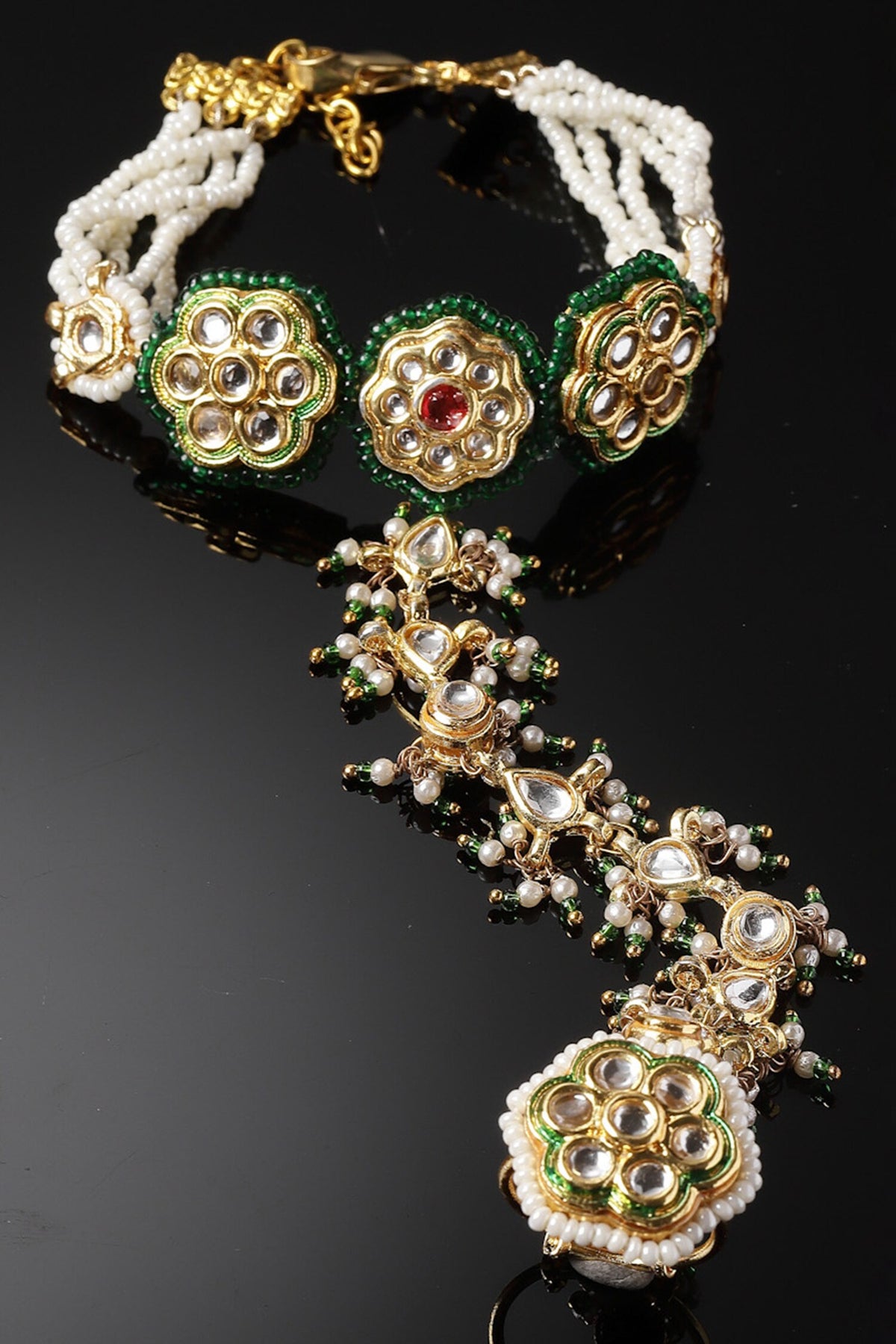 Floral Embellished Hathphool 