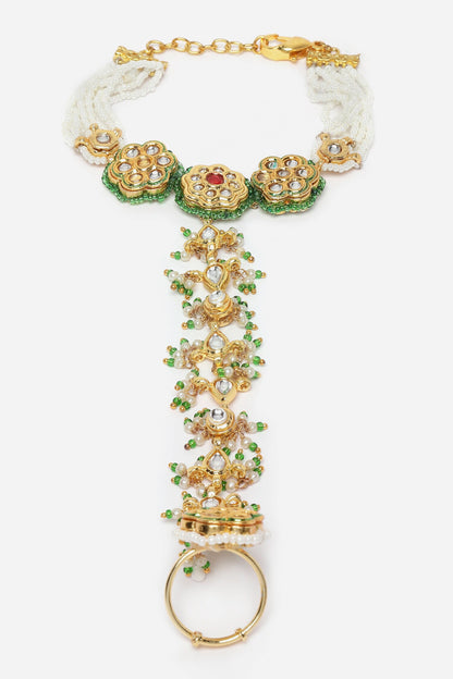 Floral Embellished Hathphool 