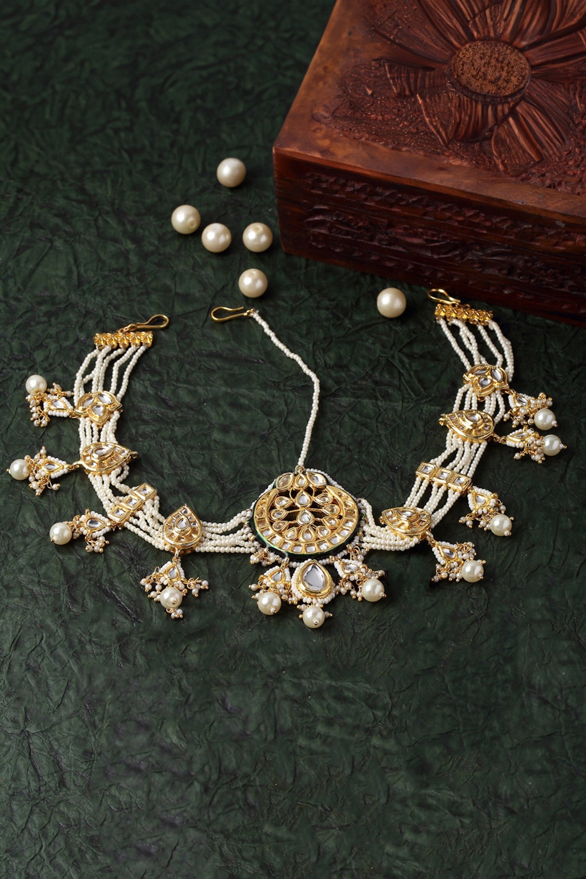 Kundan Embellished Crescent Mathapatti 