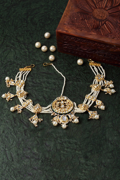 Kundan Embellished Crescent Mathapatti 
