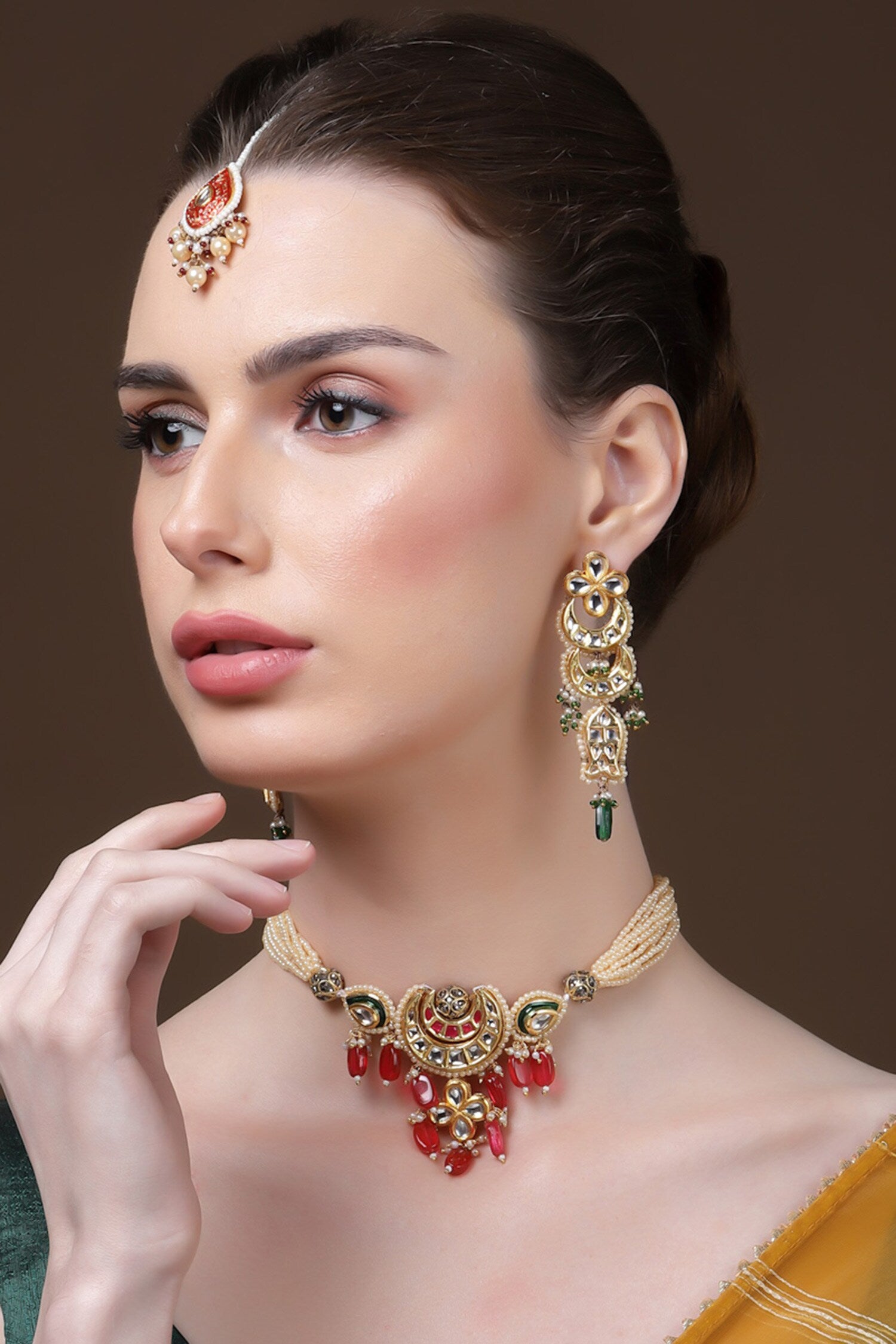 Chaand Embellished Choker 