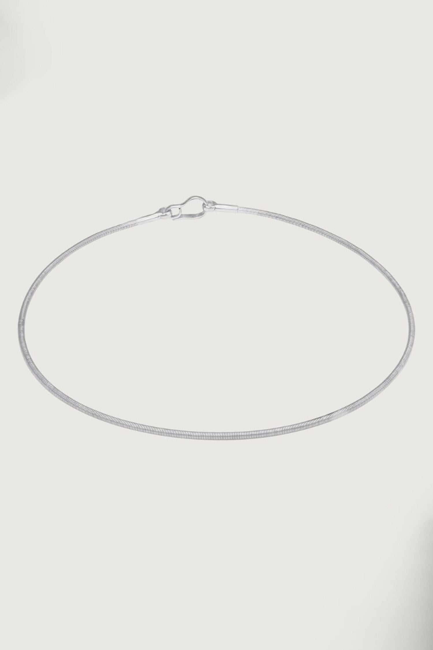 Oxidized Wired Hasli Necklace 