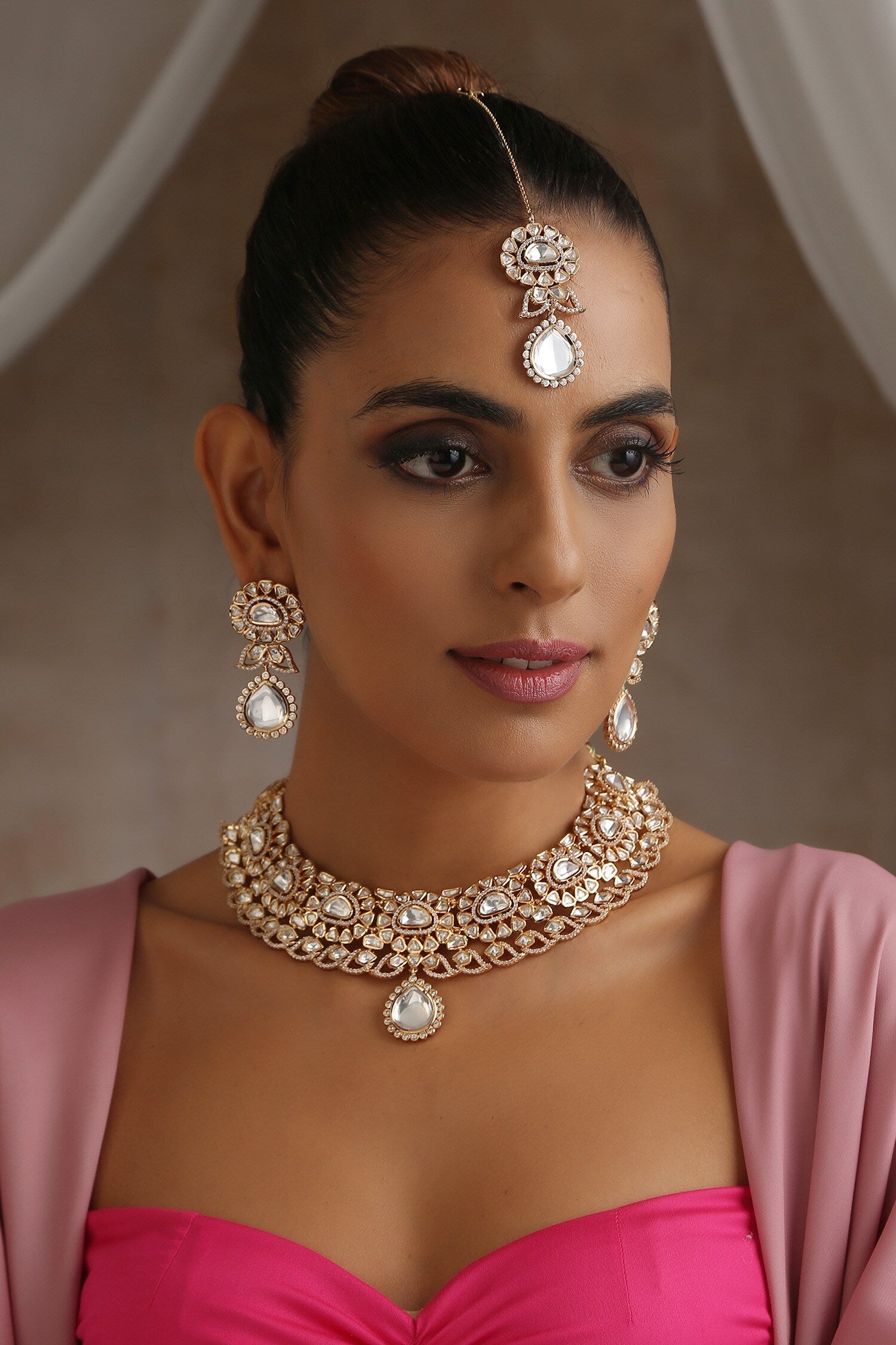 Floral Blossom Cutwork Necklace Set 