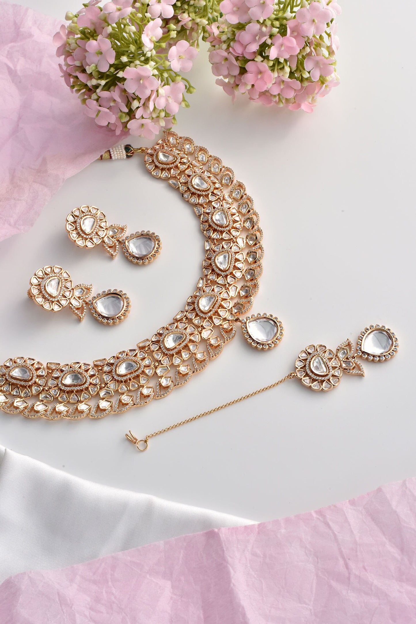 Floral Blossom Cutwork Necklace Set 
