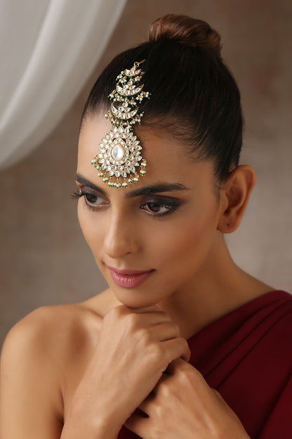 Moissanite Polki Embellished Maangtikka 
