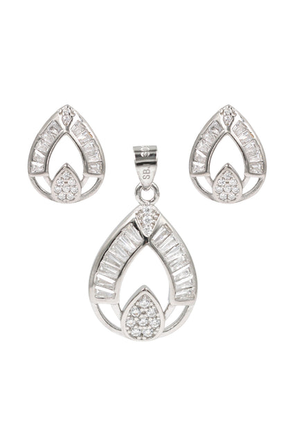 Tear Drop Embellished Pendant With Earrings 