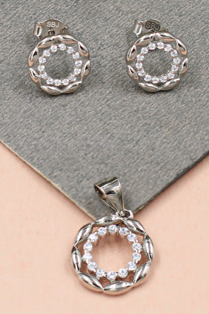 Round Stone Studded Pendant Set 
