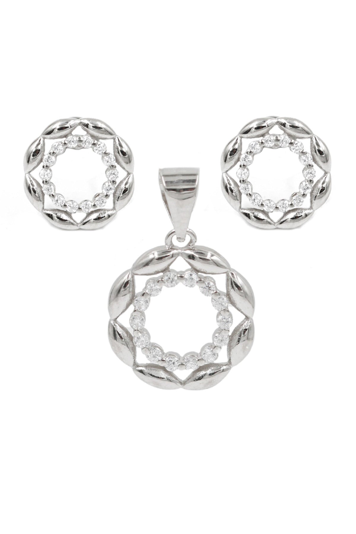 Round Stone Studded Pendant Set 
