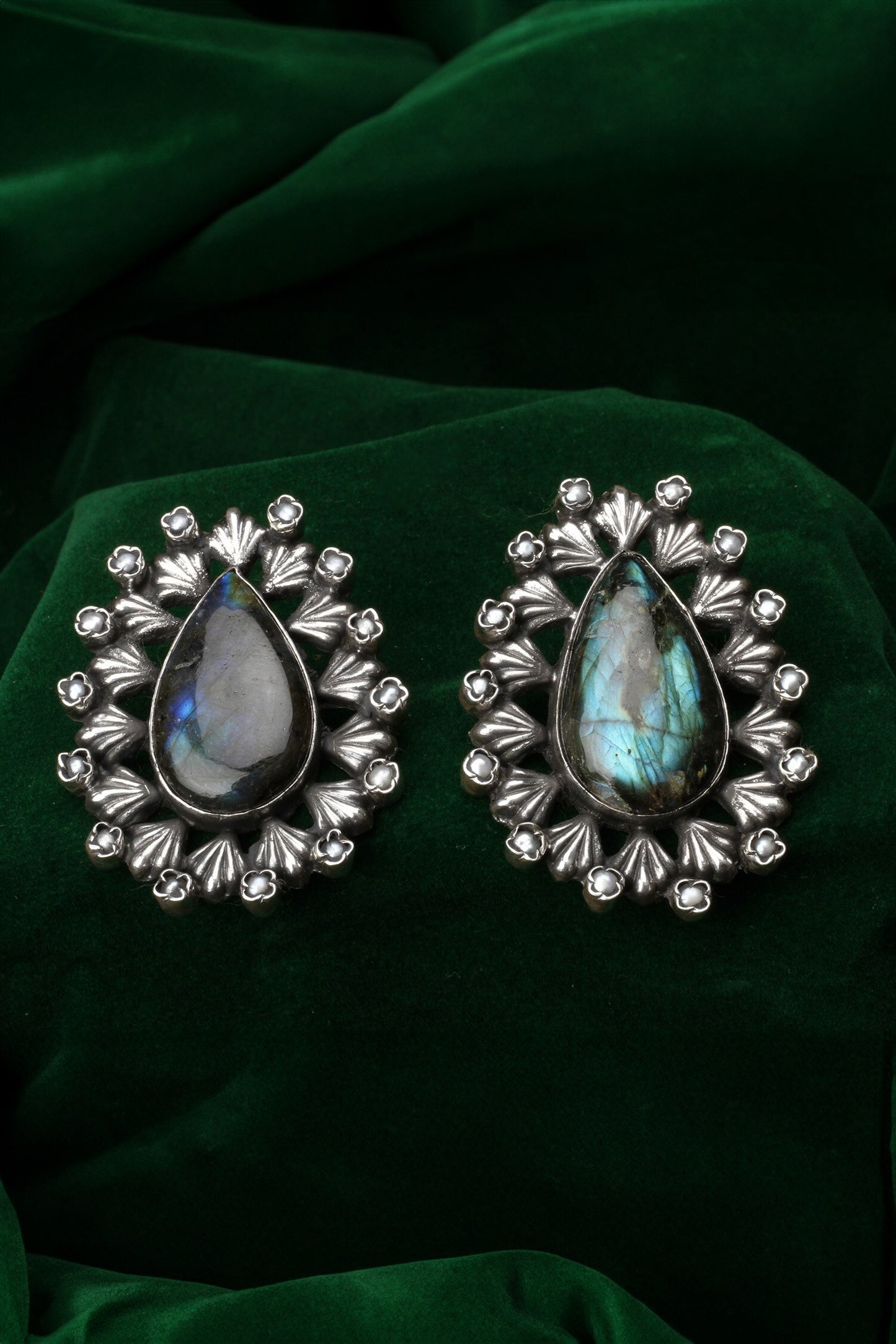 Corina Earrings 
