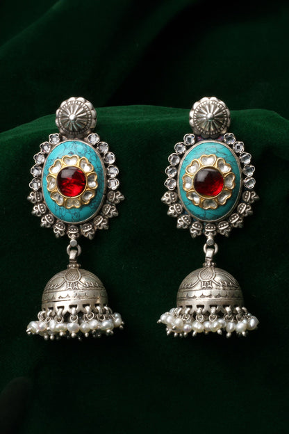Nera Flower Carved Earrings 