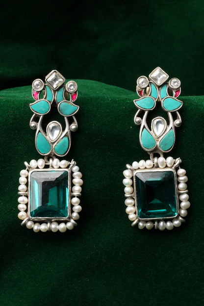 Lina Kundan Studded Earrings 