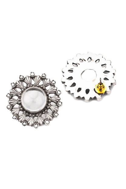 Greta Flower Carved Earrings 