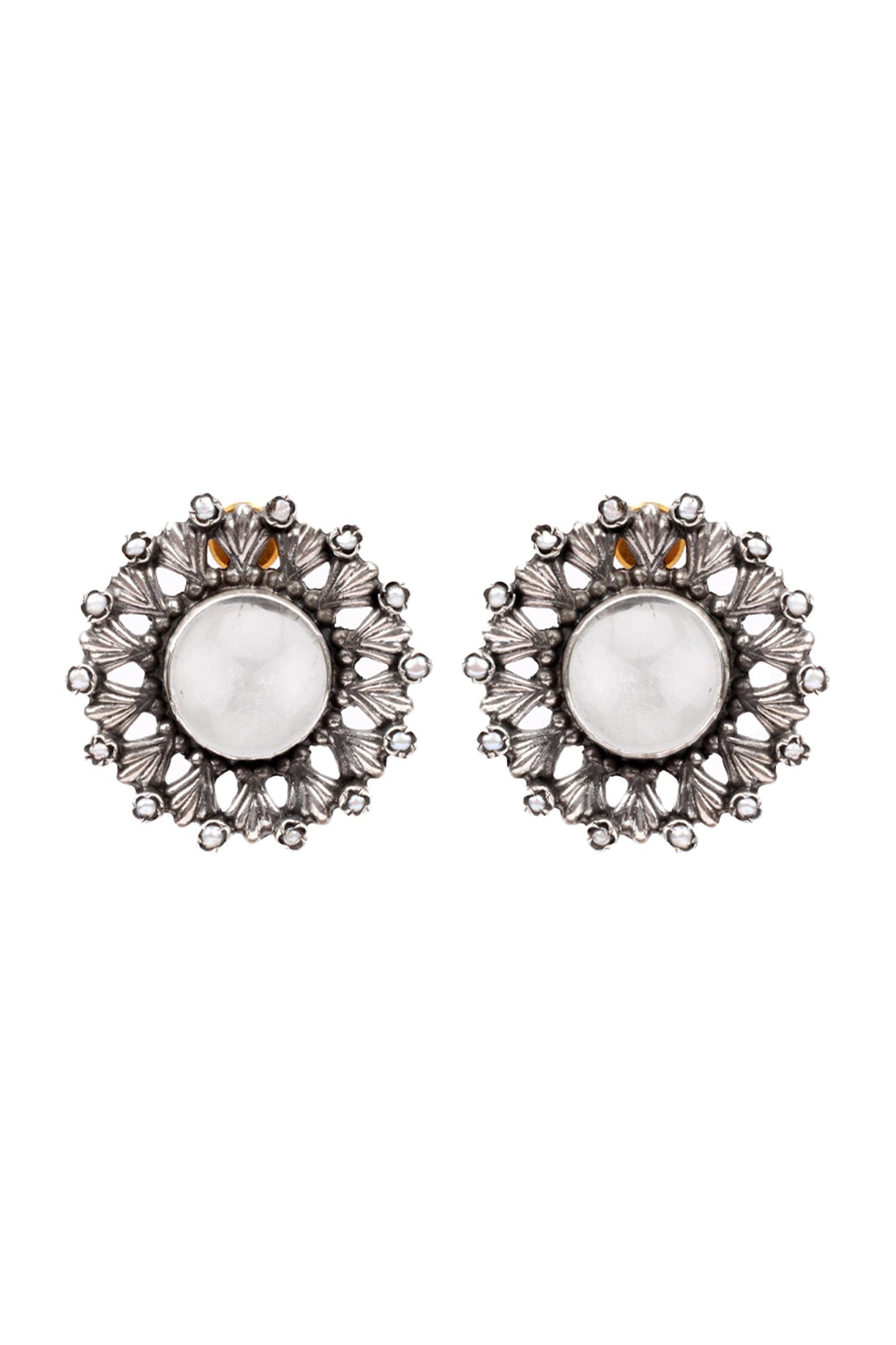 Greta Flower Carved Earrings 