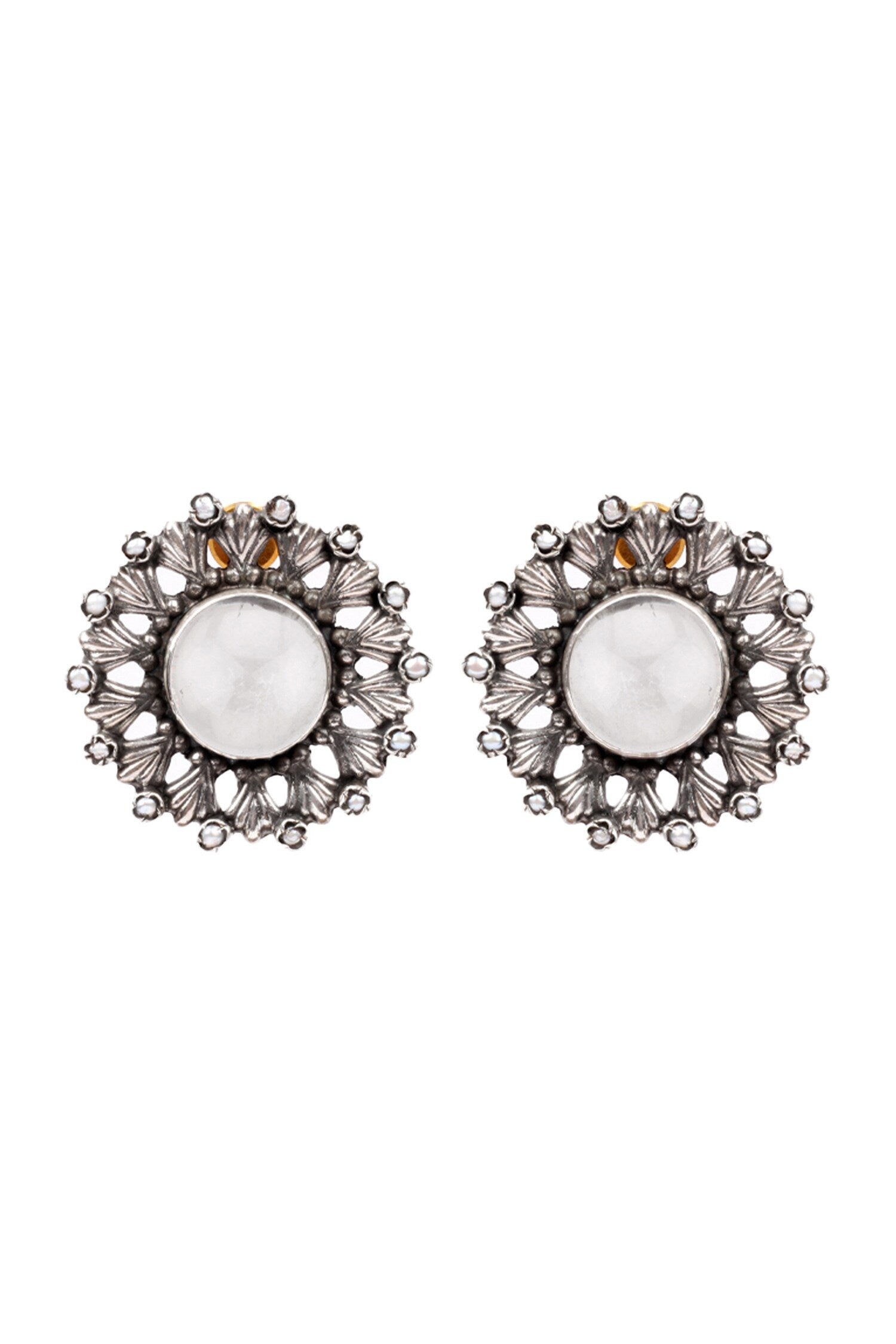 Greta Flower Carved Earrings 